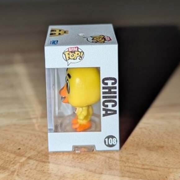 🐲3 FOR $9🦄 Funko Bitty POP 108 Five Nights at Freddy's Chica Figure Miniature - Picture 2 of 6